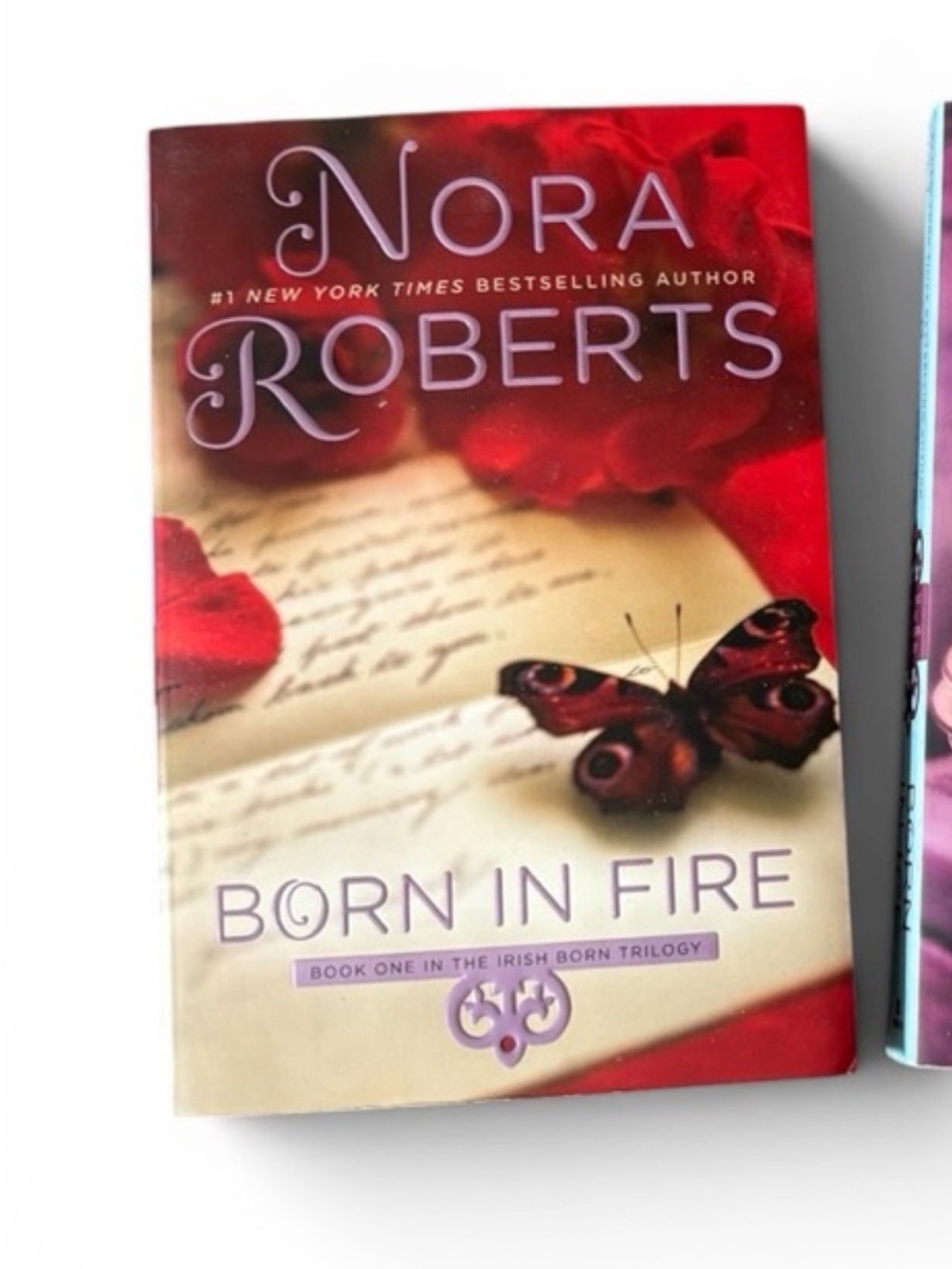 3/$20 Nora Robert’s Born in Fire Irish born book one paperback novel book